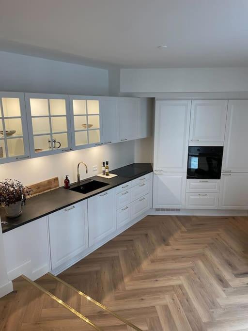 Apartmán Nyrenoveret Charmerende Lejlighed I Odense C! Exteriér fotografie