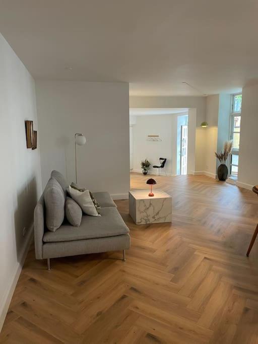 Apartmán Nyrenoveret Charmerende Lejlighed I Odense C! Exteriér fotografie