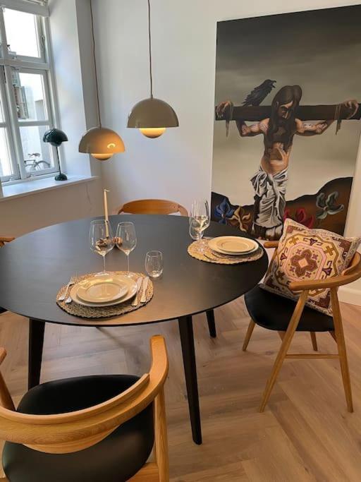Apartmán Nyrenoveret Charmerende Lejlighed I Odense C! Exteriér fotografie